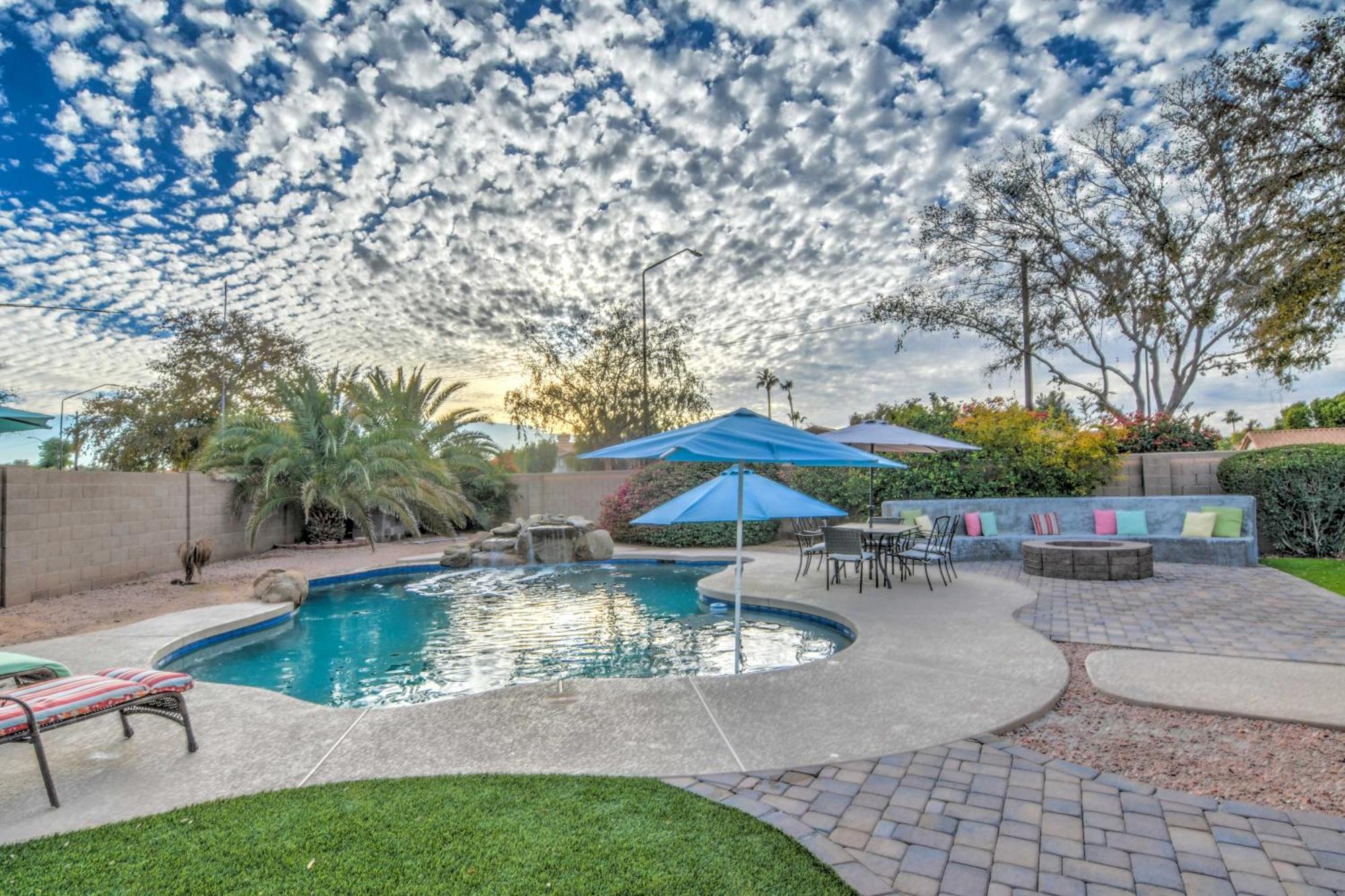 Route 66 Oasis In Downtown Gilbert With Heated Pool & Mini Golf Villa Ngoại thất bức ảnh