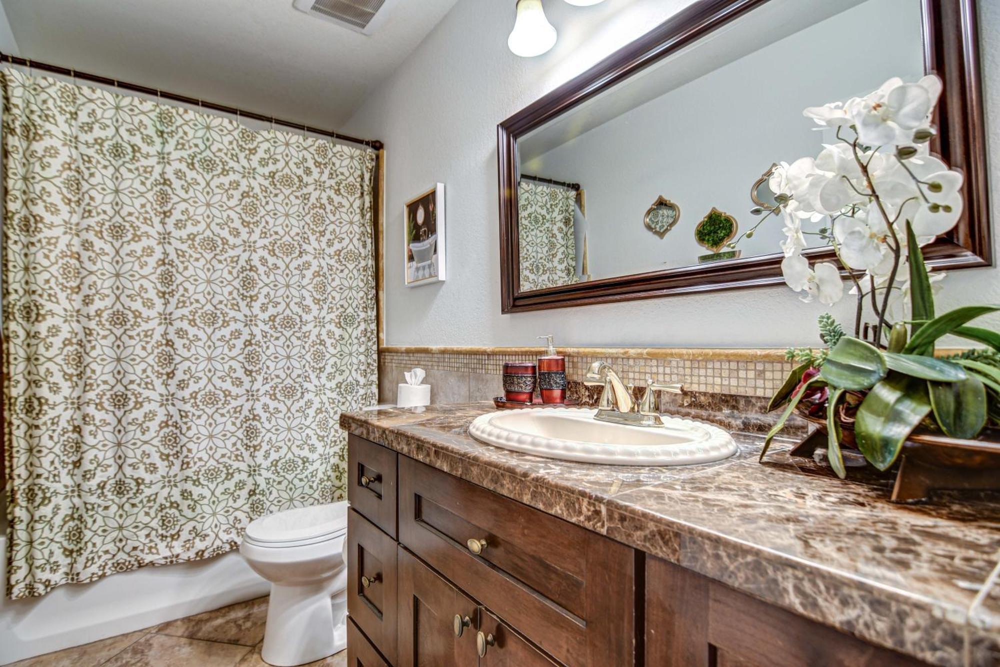 Route 66 Oasis In Downtown Gilbert With Heated Pool & Mini Golf Villa Ngoại thất bức ảnh