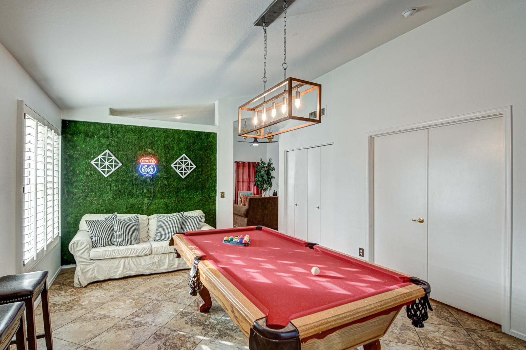 Route 66 Oasis In Downtown Gilbert With Heated Pool & Mini Golf Villa Ngoại thất bức ảnh