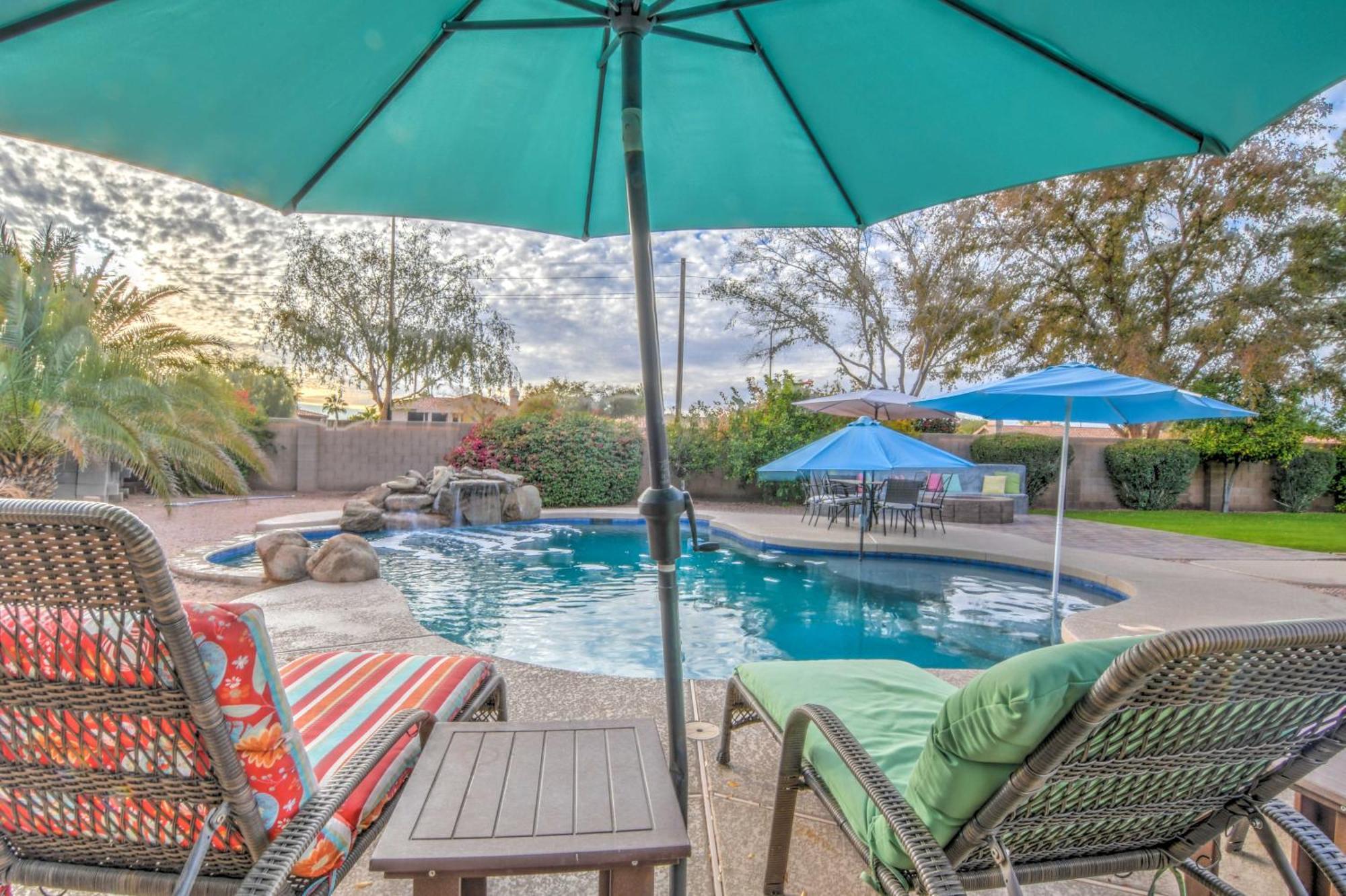 Route 66 Oasis In Downtown Gilbert With Heated Pool & Mini Golf Villa Ngoại thất bức ảnh
